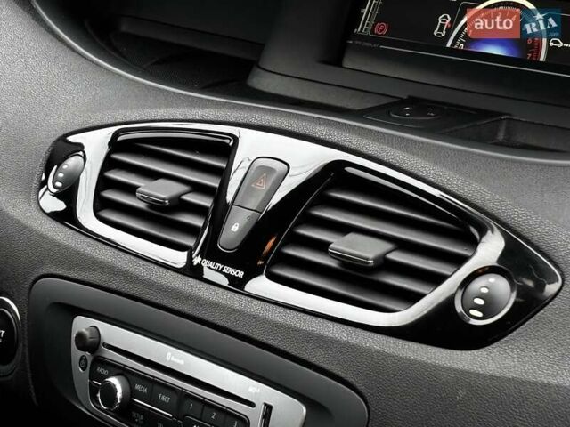 Синий Рено Сценик, объемом двигателя 1.6 л и пробегом 223 тыс. км за 8299 $, фото 75 на Automoto.ua