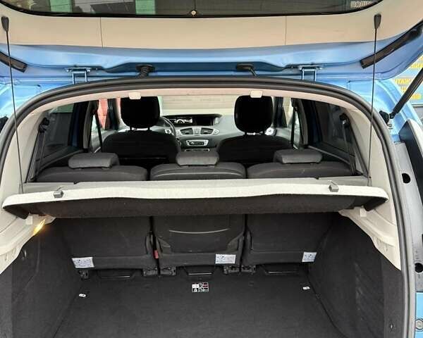 Синий Рено Сценик, объемом двигателя 1.46 л и пробегом 233 тыс. км за 7900 $, фото 7 на Automoto.ua