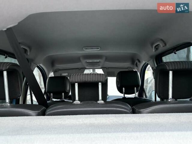 Синий Рено Сценик, объемом двигателя 1.6 л и пробегом 223 тыс. км за 8399 $, фото 65 на Automoto.ua