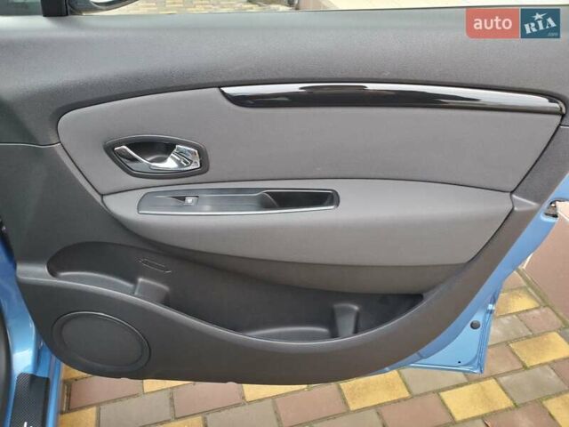 Синій Рено Сценік, об'ємом двигуна 1.5 л та пробігом 215 тис. км за 9200 $, фото 19 на Automoto.ua