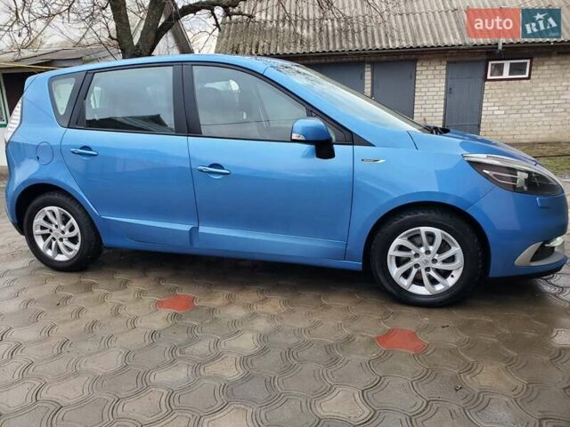 Синій Рено Сценік, об'ємом двигуна 1.5 л та пробігом 215 тис. км за 9200 $, фото 4 на Automoto.ua