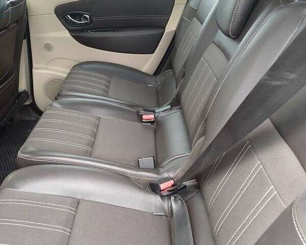 Синий Рено Сценик, объемом двигателя 2 л и пробегом 248 тыс. км за 9500 $, фото 7 на Automoto.ua