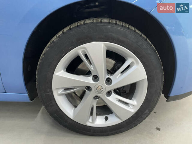 Синий Рено Сценик, объемом двигателя 1.5 л и пробегом 226 тыс. км за 9900 $, фото 16 на Automoto.ua