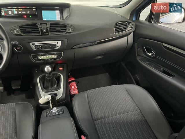 Синий Рено Сценик, объемом двигателя 1.5 л и пробегом 226 тыс. км за 9900 $, фото 55 на Automoto.ua