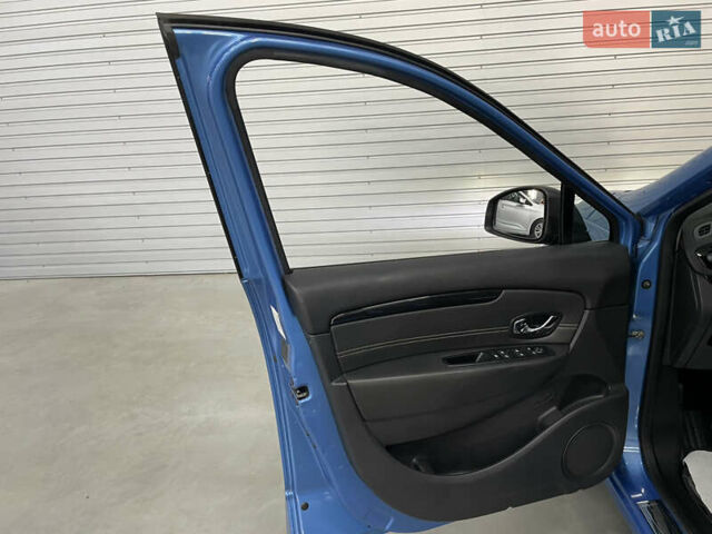 Синий Рено Сценик, объемом двигателя 1.5 л и пробегом 226 тыс. км за 9900 $, фото 36 на Automoto.ua