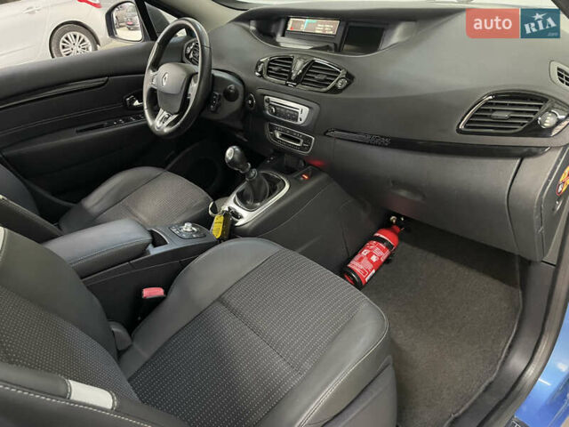 Синий Рено Сценик, объемом двигателя 1.5 л и пробегом 226 тыс. км за 9900 $, фото 50 на Automoto.ua