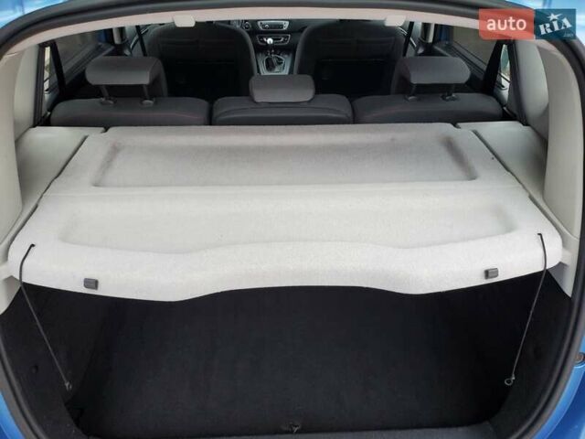 Синій Рено Сценік, об'ємом двигуна 1.5 л та пробігом 215 тис. км за 9200 $, фото 14 на Automoto.ua