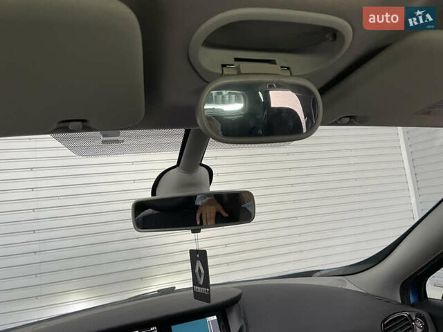 Синий Рено Сценик, объемом двигателя 1.5 л и пробегом 226 тыс. км за 9900 $, фото 63 на Automoto.ua