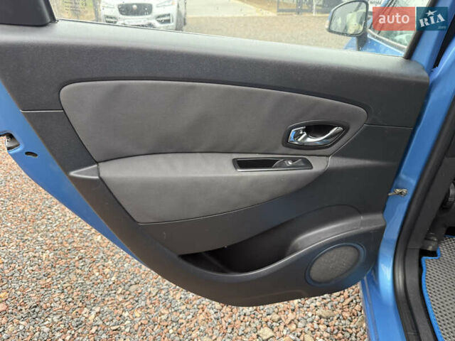Синий Рено Сценик, объемом двигателя 1.46 л и пробегом 195 тыс. км за 8500 $, фото 43 на Automoto.ua