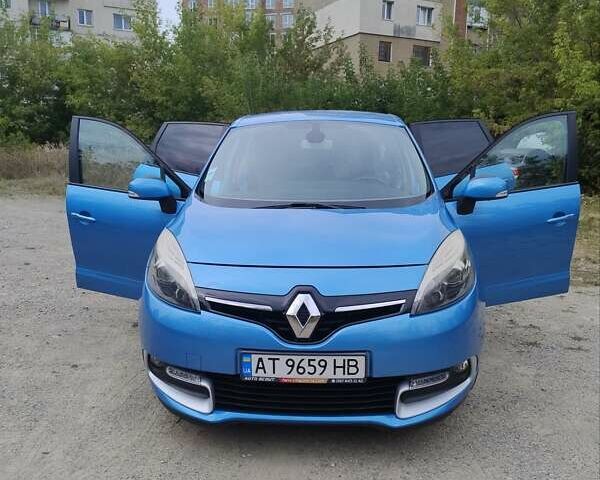 Синий Рено Сценик, объемом двигателя 1.46 л и пробегом 211 тыс. км за 9000 $, фото 17 на Automoto.ua