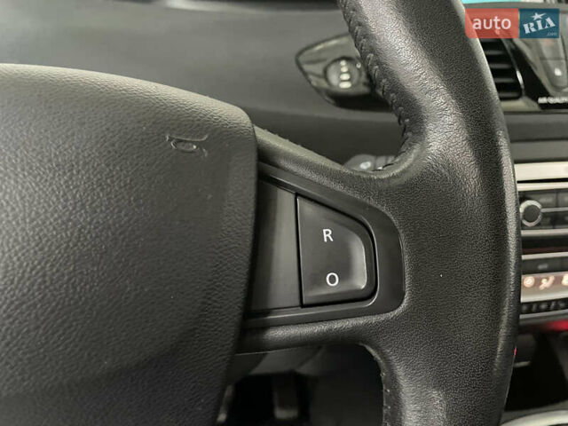 Синий Рено Сценик, объемом двигателя 1.5 л и пробегом 226 тыс. км за 9900 $, фото 42 на Automoto.ua