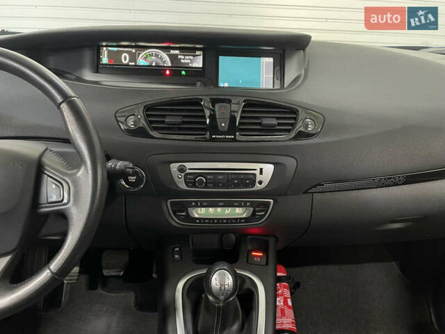 Синий Рено Сценик, объемом двигателя 1.5 л и пробегом 226 тыс. км за 9900 $, фото 62 на Automoto.ua