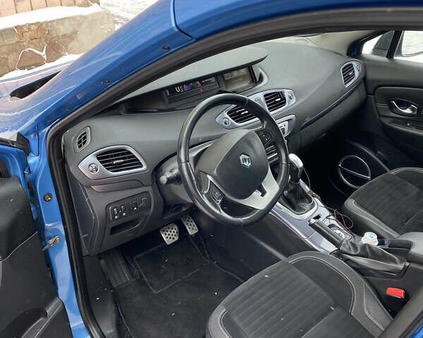 Синий Рено Сценик, объемом двигателя 1.5 л и пробегом 240 тыс. км за 10999 $, фото 7 на Automoto.ua