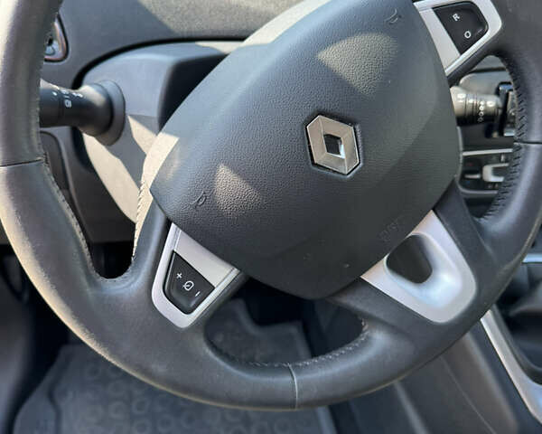 Синий Рено Сценик, объемом двигателя 1.5 л и пробегом 226 тыс. км за 9900 $, фото 12 на Automoto.ua