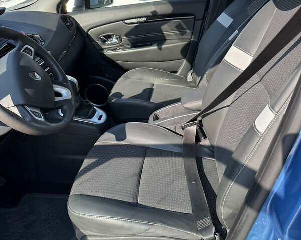 Синий Рено Сценик, объемом двигателя 1.5 л и пробегом 226 тыс. км за 9900 $, фото 13 на Automoto.ua