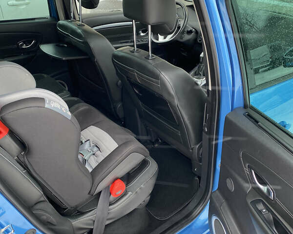 Синий Рено Сценик, объемом двигателя 1.5 л и пробегом 240 тыс. км за 10999 $, фото 9 на Automoto.ua