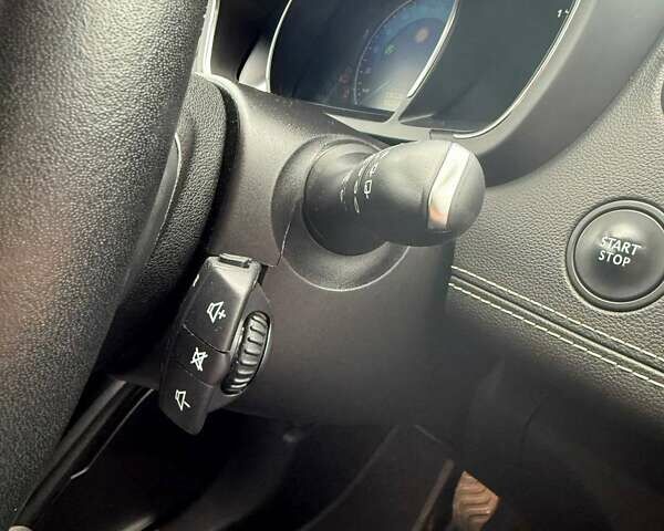 Синій Рено Сценік, об'ємом двигуна 1.6 л та пробігом 137 тис. км за 17800 $, фото 35 на Automoto.ua