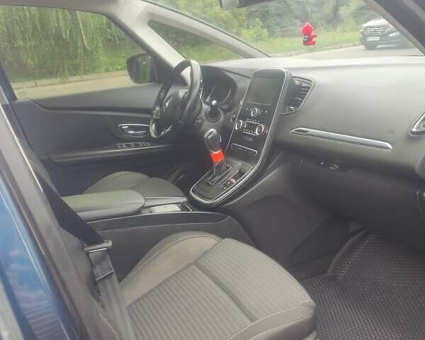 Синій Рено Сценік, об'ємом двигуна 1.5 л та пробігом 240 тис. км за 14600 $, фото 11 на Automoto.ua