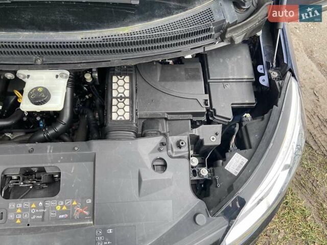 Синій Рено Сценік, об'ємом двигуна 1.46 л та пробігом 230 тис. км за 13999 $, фото 21 на Automoto.ua