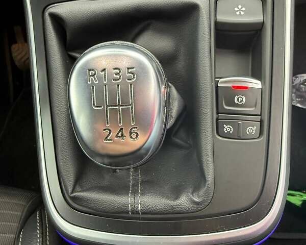 Синій Рено Сценік, об'ємом двигуна 1.6 л та пробігом 137 тис. км за 17800 $, фото 39 на Automoto.ua