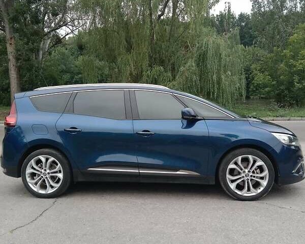 Синій Рено Сценік, об'ємом двигуна 1.5 л та пробігом 240 тис. км за 14600 $, фото 3 на Automoto.ua