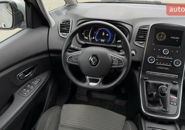 Синий Рено Сценик, объемом двигателя 1.7 л и пробегом 157 тыс. км за 14999 $, фото 20 на Automoto.ua