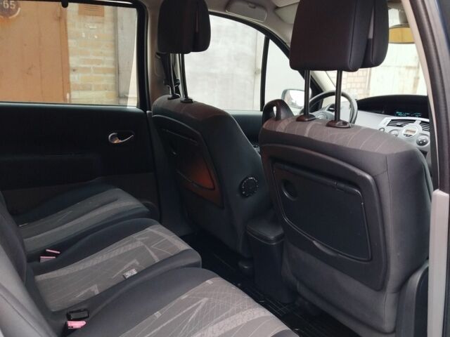 Синий Рено Сценик, объемом двигателя 1.6 л и пробегом 176 тыс. км за 5450 $, фото 22 на Automoto.ua