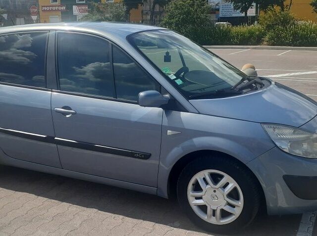 Синій Рено Сценік, об'ємом двигуна 1.5 л та пробігом 300 тис. км за 4764 $, фото 1 на Automoto.ua