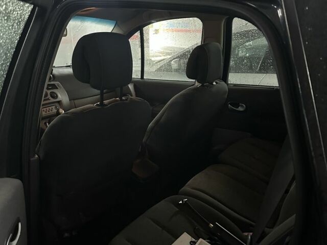 Синий Рено Сценик, объемом двигателя 1.5 л и пробегом 300 тыс. км за 4700 $, фото 6 на Automoto.ua