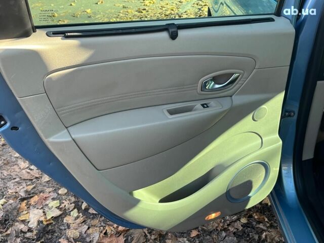 Синій Рено Сценік, об'ємом двигуна 1.5 л та пробігом 240 тис. км за 7290 $, фото 24 на Automoto.ua