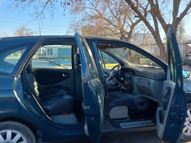 Зеленый Рено Сценик, объемом двигателя 1.9 л и пробегом 387 тыс. км за 3800 $, фото 1 на Automoto.ua