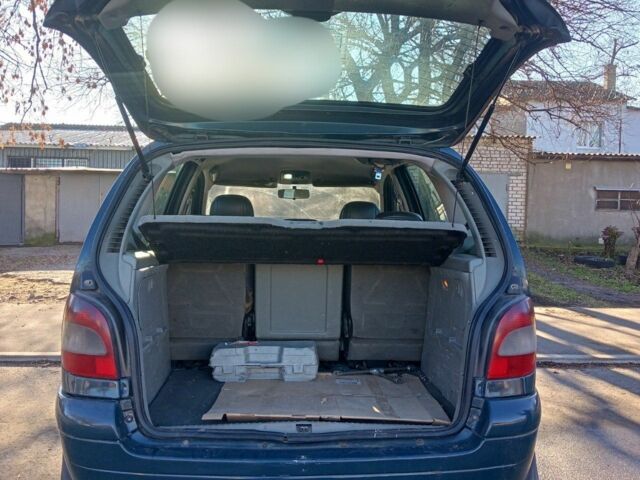 Зеленый Рено Сценик, объемом двигателя 1.9 л и пробегом 387 тыс. км за 3800 $, фото 5 на Automoto.ua