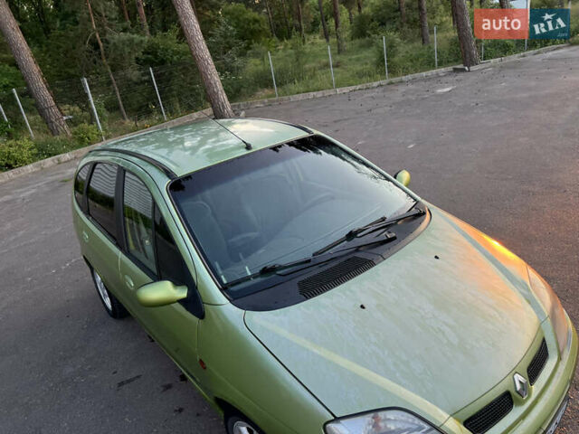 Зеленый Рено Сценик, объемом двигателя 1.6 л и пробегом 350 тыс. км за 2600 $, фото 18 на Automoto.ua