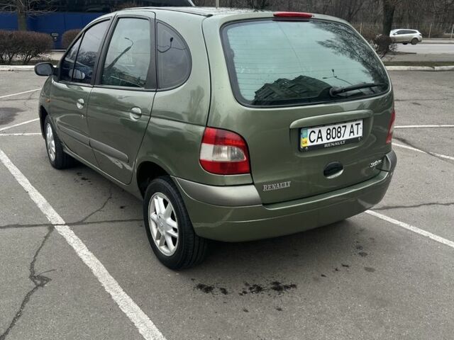 Зеленый Рено Сценик, объемом двигателя 1.6 л и пробегом 257 тыс. км за 3100 $, фото 3 на Automoto.ua