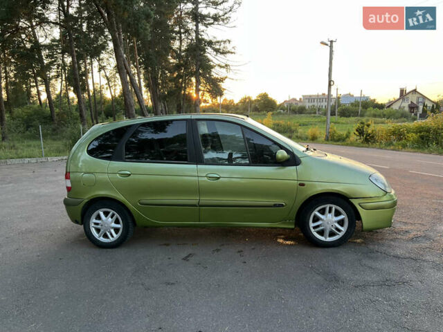 Зеленый Рено Сценик, объемом двигателя 1.6 л и пробегом 350 тыс. км за 2600 $, фото 6 на Automoto.ua