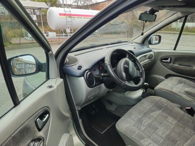 Зелений Рено Сценік, об'ємом двигуна 1.6 л та пробігом 225 тис. км за 3700 $, фото 4 на Automoto.ua