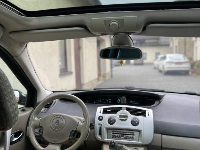 Зелений Рено Сценік, об'ємом двигуна 1.9 л та пробігом 271 тис. км за 3850 $, фото 1 на Automoto.ua