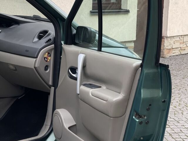 Зелений Рено Сценік, об'ємом двигуна 1.9 л та пробігом 271 тис. км за 3850 $, фото 14 на Automoto.ua