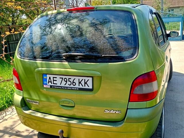 Зелений Рено Сценік, об'ємом двигуна 1.6 л та пробігом 336 тис. км за 3200 $, фото 5 на Automoto.ua