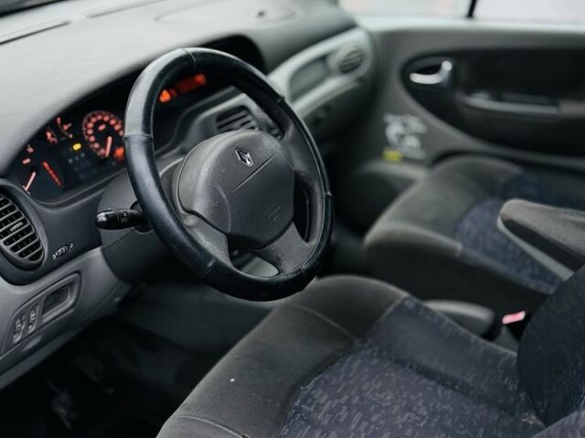 Зеленый Рено Сценик, объемом двигателя 0 л и пробегом 229 тыс. км за 1650 $, фото 7 на Automoto.ua