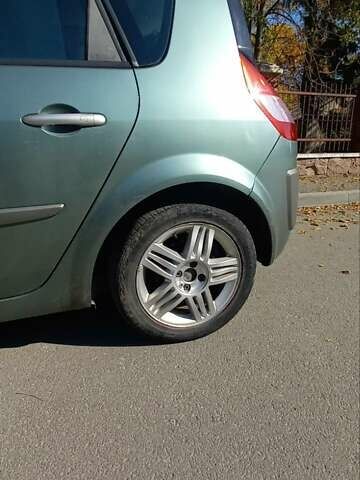 Зеленый Рено Сценик, объемом двигателя 2 л и пробегом 213 тыс. км за 4900 $, фото 10 на Automoto.ua