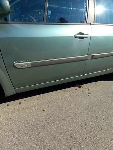 Зеленый Рено Сценик, объемом двигателя 2 л и пробегом 213 тыс. км за 4900 $, фото 13 на Automoto.ua