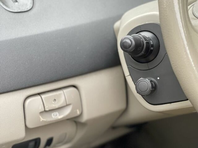 Зелений Рено Сценік, об'ємом двигуна 1.9 л та пробігом 271 тис. км за 3850 $, фото 23 на Automoto.ua