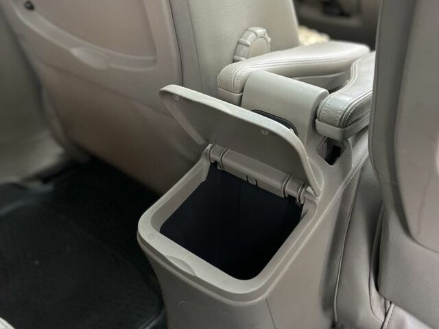 Зелений Рено Сценік, об'ємом двигуна 1.9 л та пробігом 271 тис. км за 3850 $, фото 16 на Automoto.ua