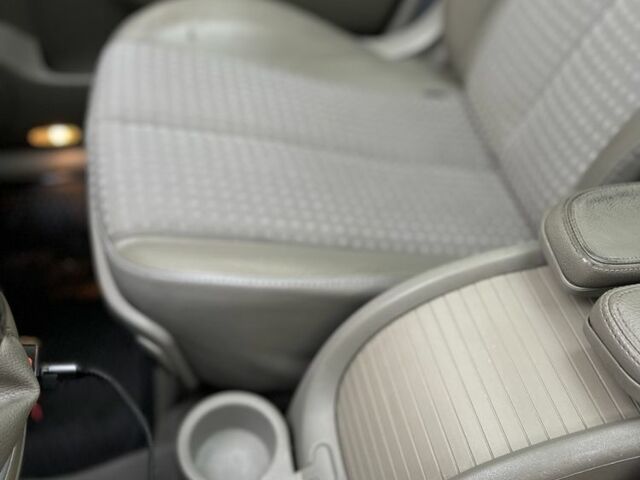 Зелений Рено Сценік, об'ємом двигуна 1.9 л та пробігом 271 тис. км за 3850 $, фото 19 на Automoto.ua