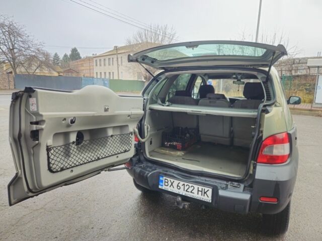 Зелений Рено Сценік, об'ємом двигуна 1.6 л та пробігом 225 тис. км за 3700 $, фото 5 на Automoto.ua