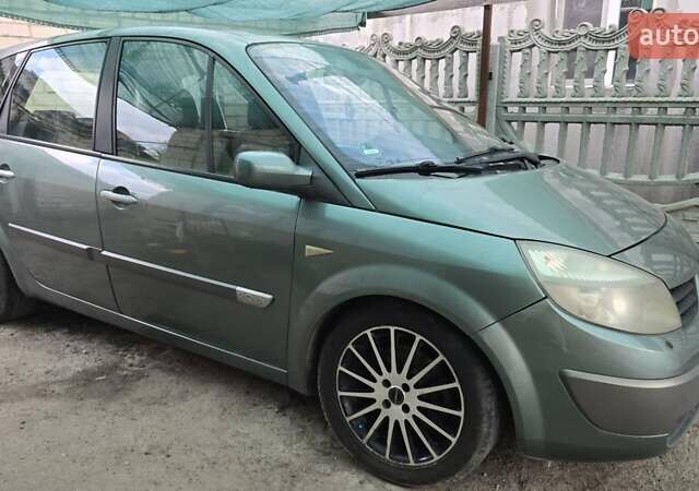 Рено Сценик 2004 в Павлограде на Automoto.ua Зеленый Рено Сценик, объемом двигателя 2 л и пробегом 290 тыс. км за 4500 $, фото 2 на Automoto.ua