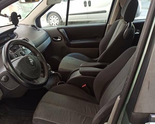 Зеленый Рено Сценик, объемом двигателя 0 л и пробегом 180 тыс. км за 2500 $, фото 2 на Automoto.ua