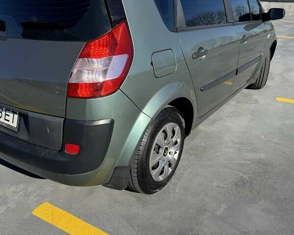 Рено Сценик 2004 в Тернополе на Automoto.ua Зеленый Рено Сценик, объемом двигателя 1.6 л и пробегом 380 тыс. км за 4200 $, фото 6 на Automoto.ua