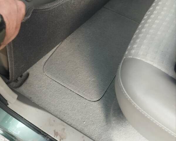 Зелений Рено Сценік, об'ємом двигуна 1.98 л та пробігом 255 тис. км за 5300 $, фото 50 на Automoto.ua